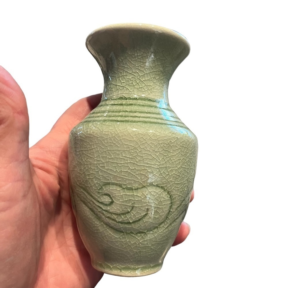 Vintage Celedon Vase Wave Pattern 4.5”